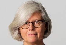 Karolina Antonov blir Årets farmaceut 2022